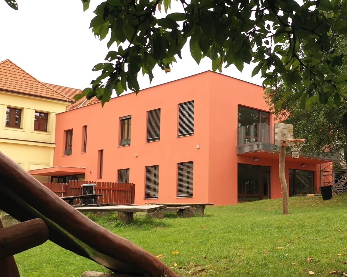 Základní a mateřská škola Březina